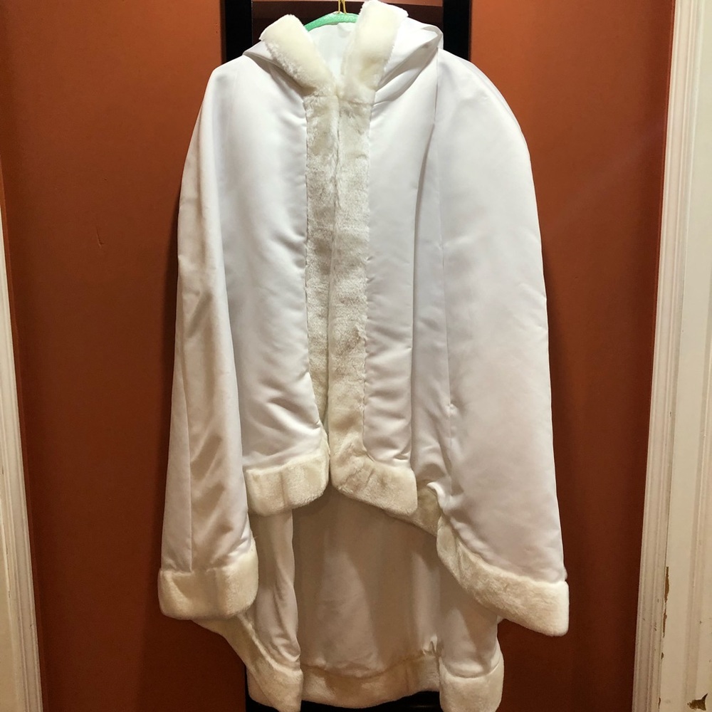 Formal Winter Hooded Cloak / Cape
